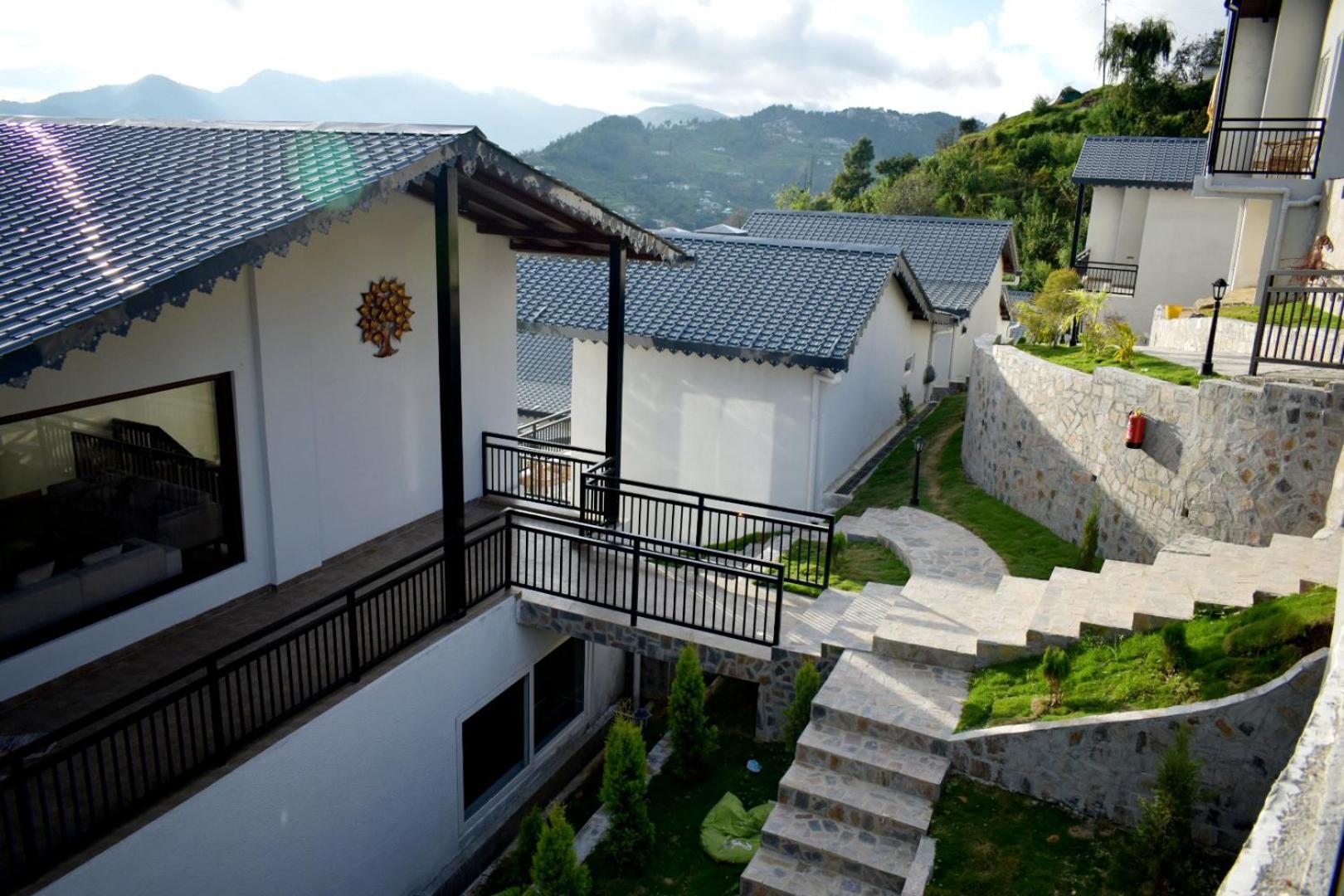 Rega Manivedya The Jungle Trail Resort Mukteshwar Exterior foto